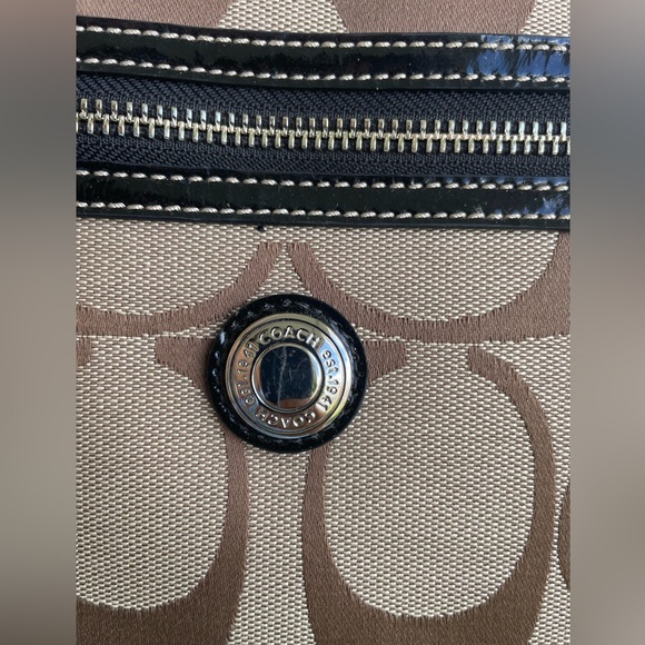 Coach Laura Signature Tote – Khakis/Black - Picture 10 of 15